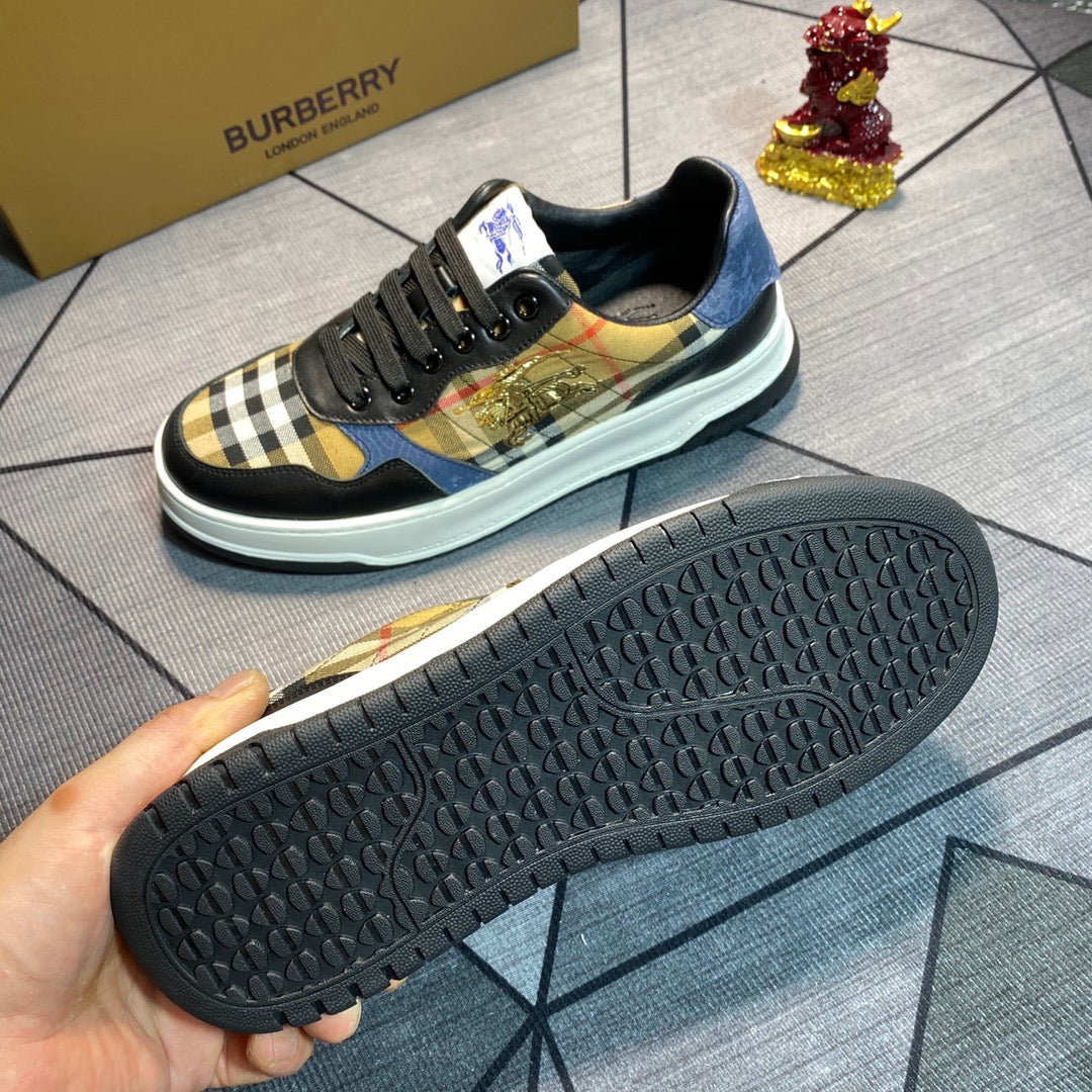Burberry sneaker outsole with textured tread pattern, black rubber with white midsole