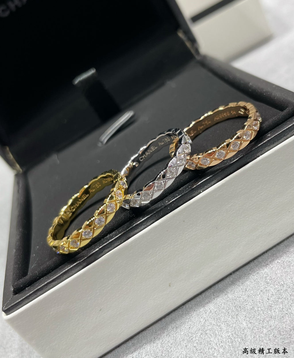 Tennis bracelet set in gold and silver with oval pavé stones