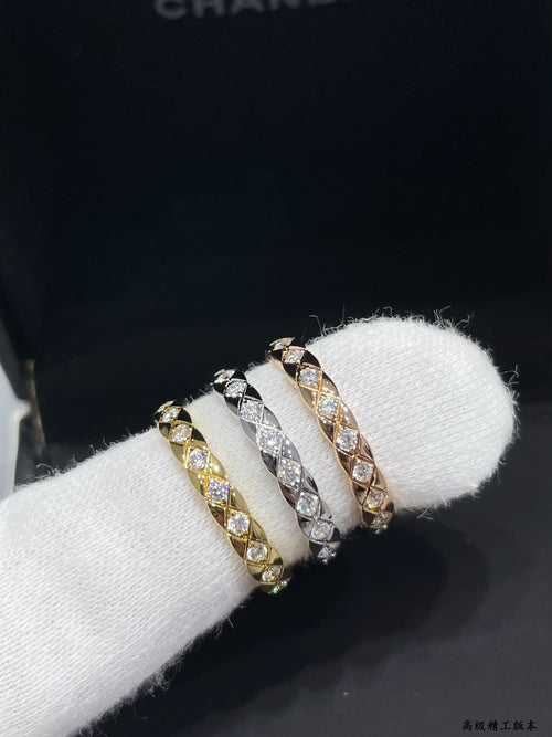 Gold and silver tennis bracelet set with oval pavé stones