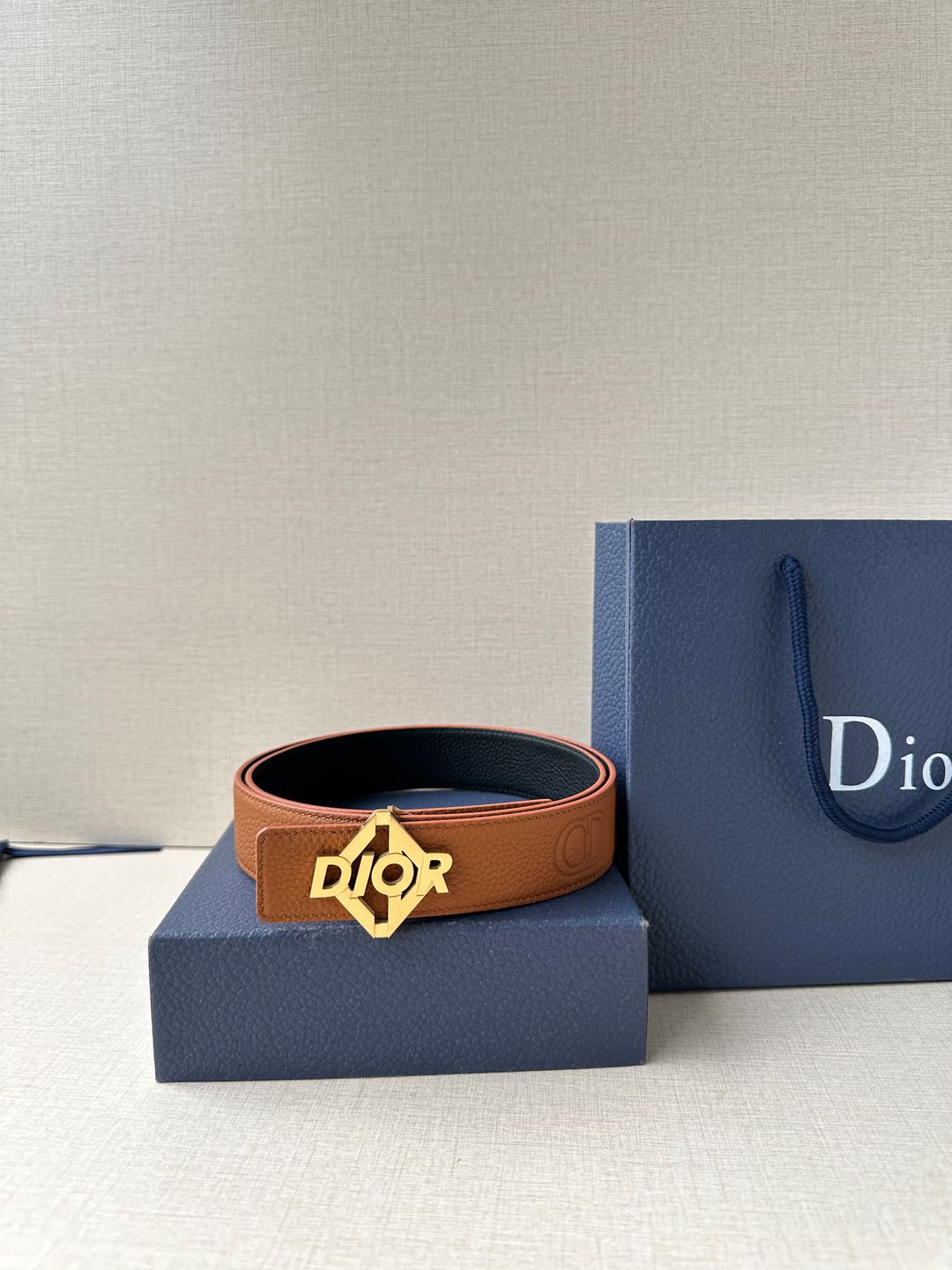 Dior belt in tan leather with gold-tone logo buckle