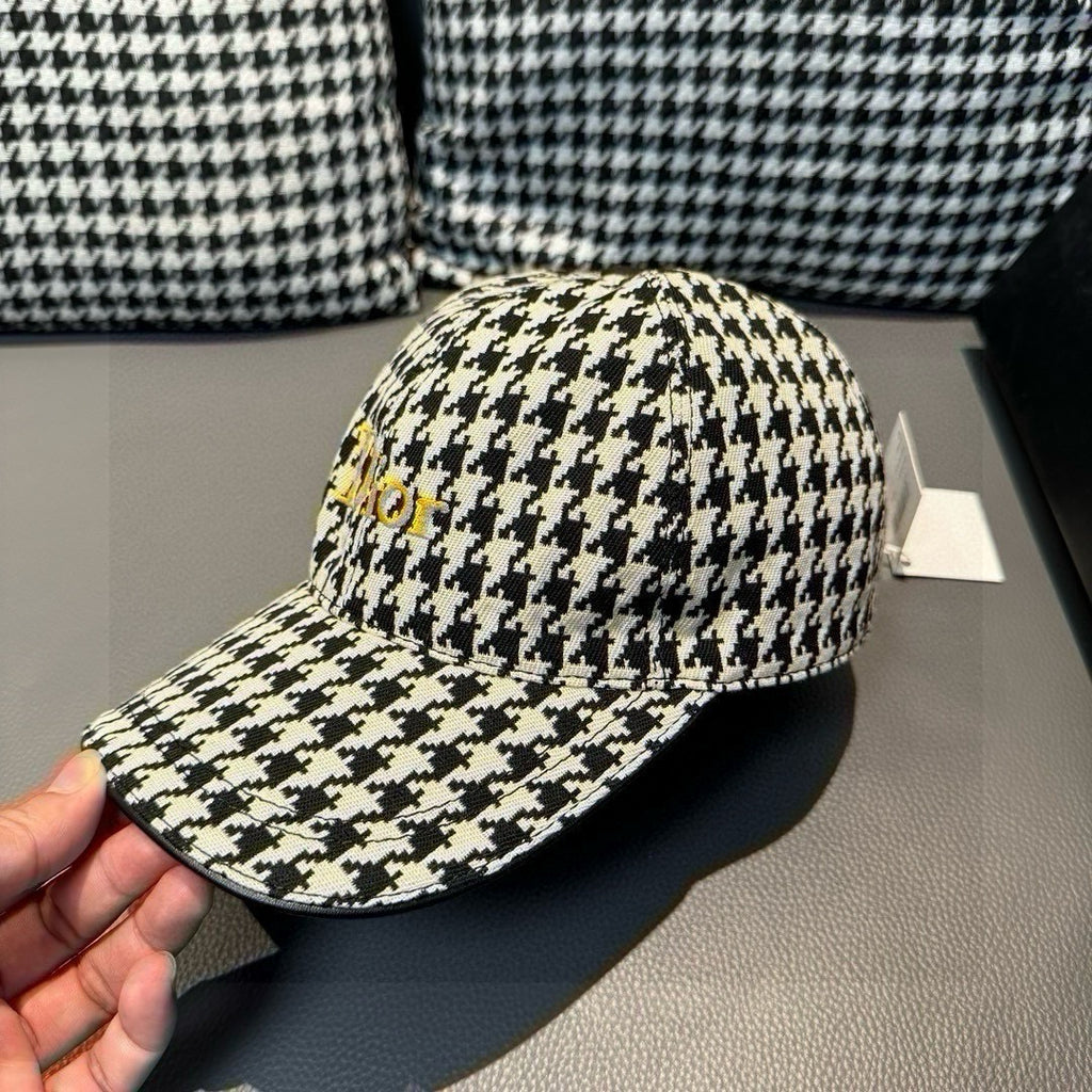 Houndstooth baseball cap with front logo detail and curved brim