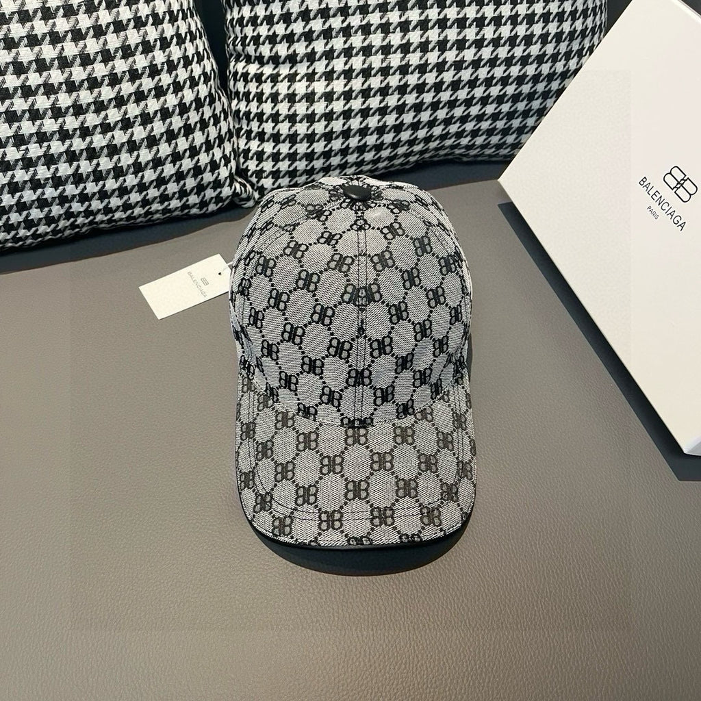 Baseball cap with allover logo jacquard and curved brim, dark underside