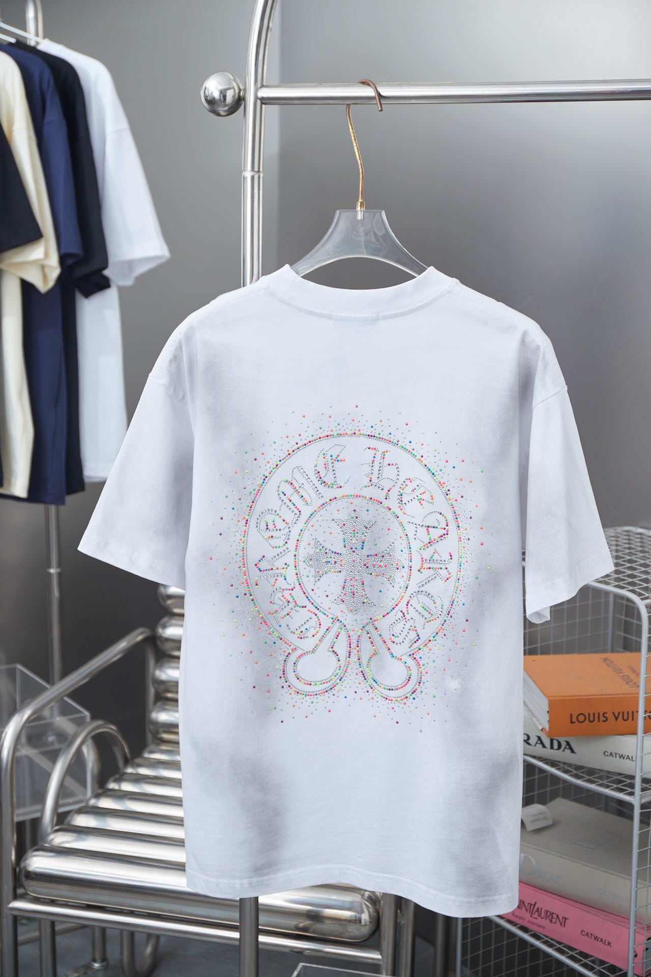 White short-sleeve T-shirt with large circular multicolor beaded graphic