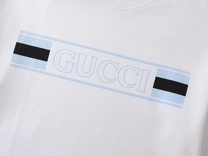 White T-shirt with light-blue and dark stripe Gucci logo print