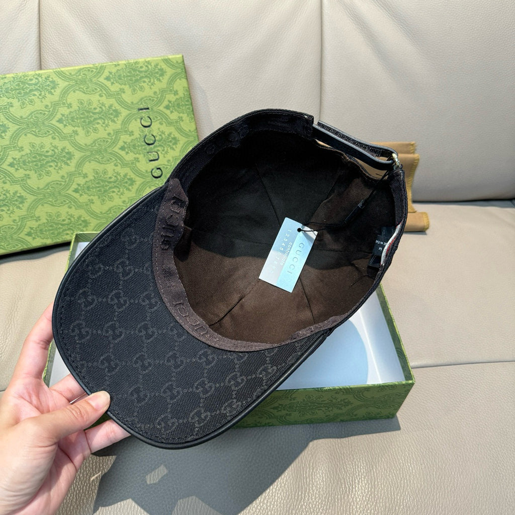 Gucci cap interior lining in dark GG monogram fabric, open side.