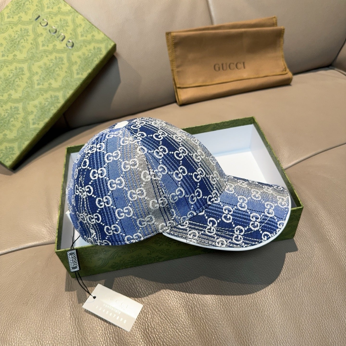 Gucci blue GG monogram baseball cap with side logo pattern and curved brim