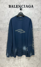 Long-sleeve crewneck T-shirt, dark blue, front logo graphic, long sleeves