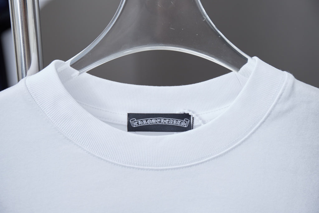 White crewneck T-shirt with ribbed collar and brand neck label