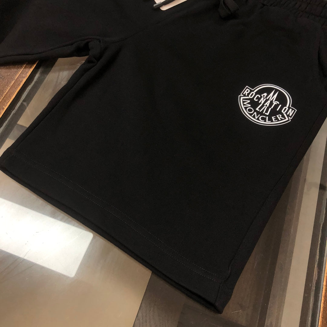 Stone Island shorts, black fabric with front seam and logo patch