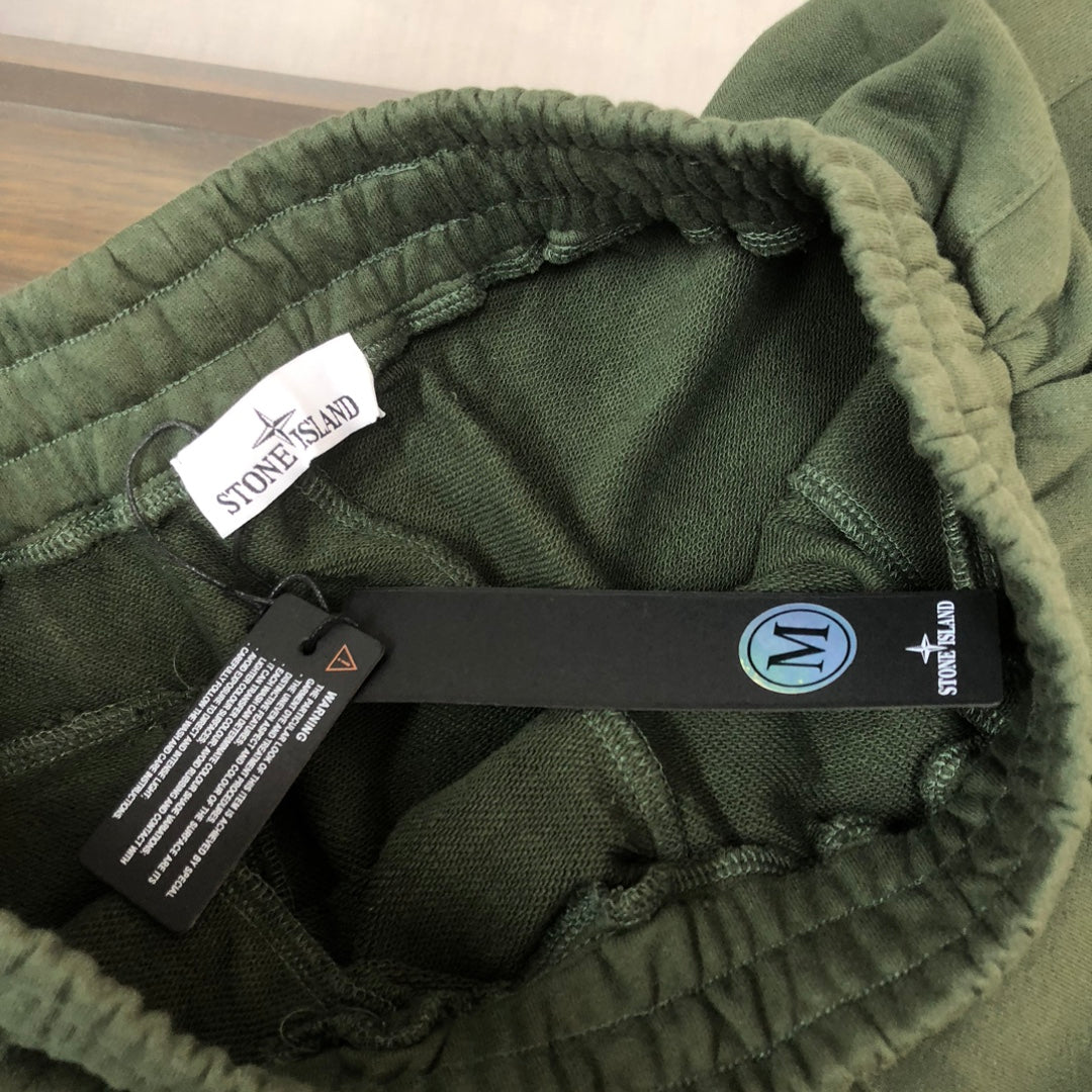 Stone Island shorts interior with elastic waistband, drawstring, and size label