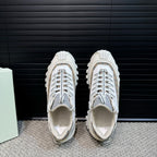Burberry white lace-up sneakers with logo on collar and plaid lining