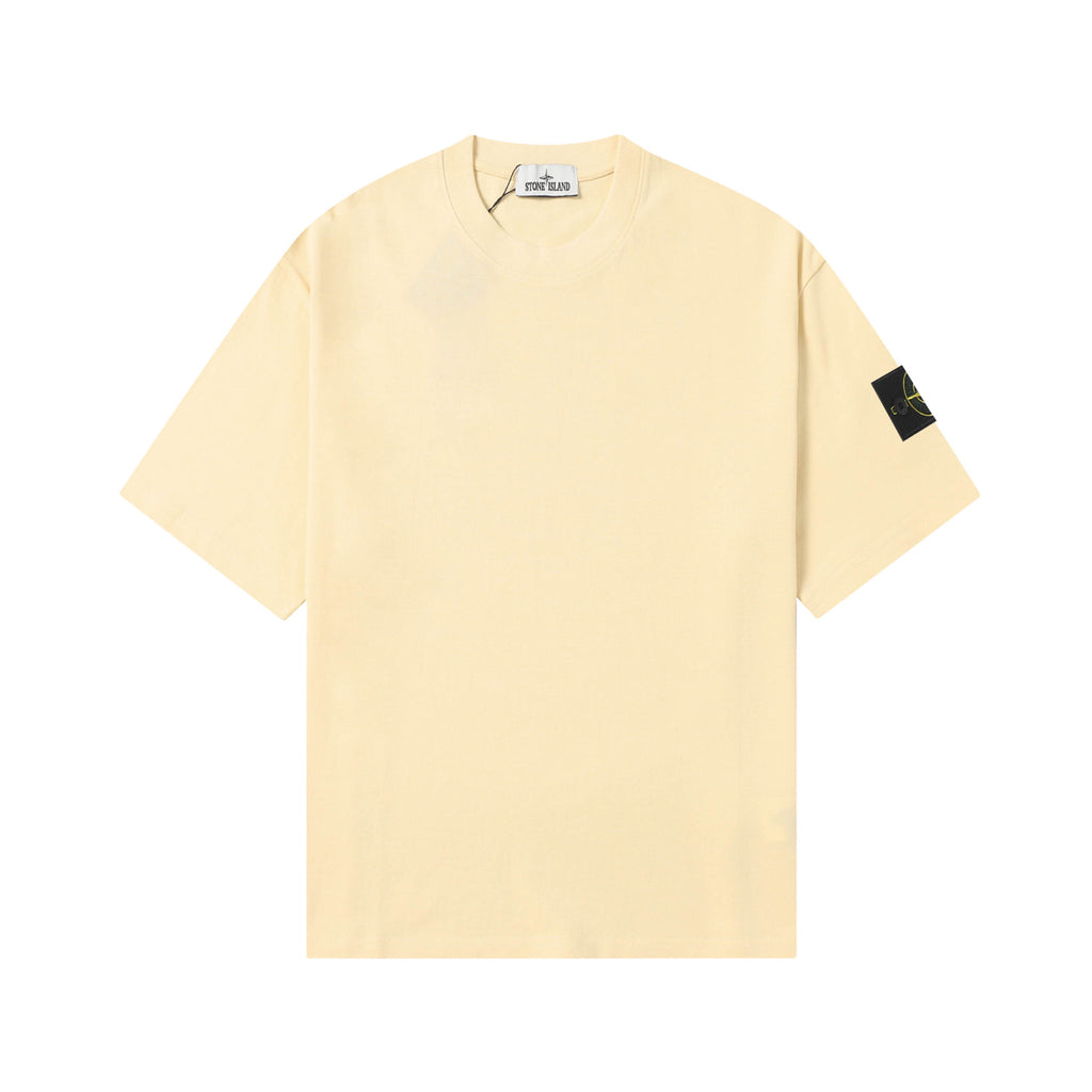 Cream short-sleeve crewneck T-shirt with black logo patch on sleeve