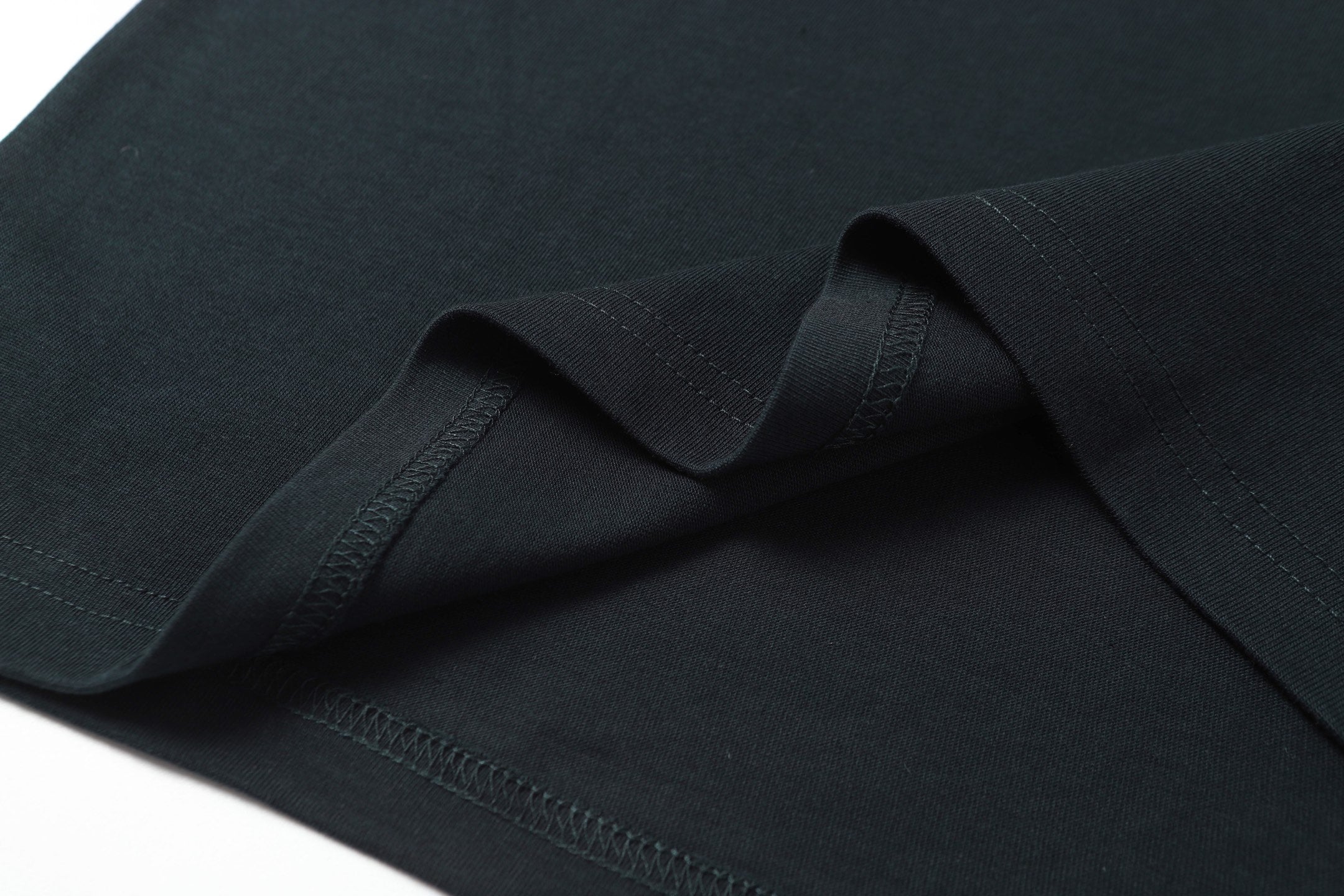 Stone Island T-shirt close-up of neckline and shoulder seam