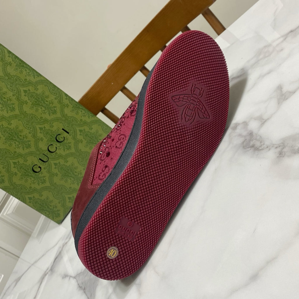 Gucci unisex sneaker outsole in burgundy with molded logo and traction pattern