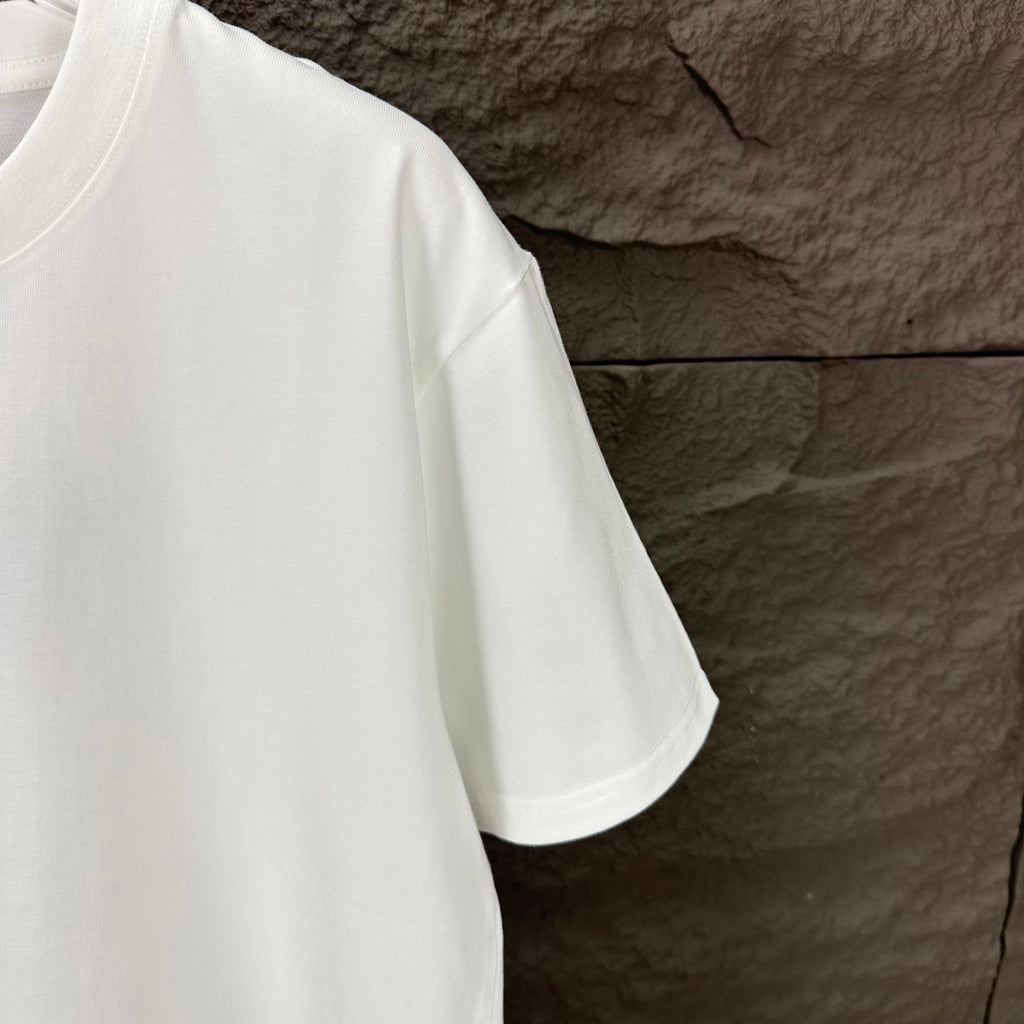 Prada short-sleeve T-shirt sleeve and side seam in white