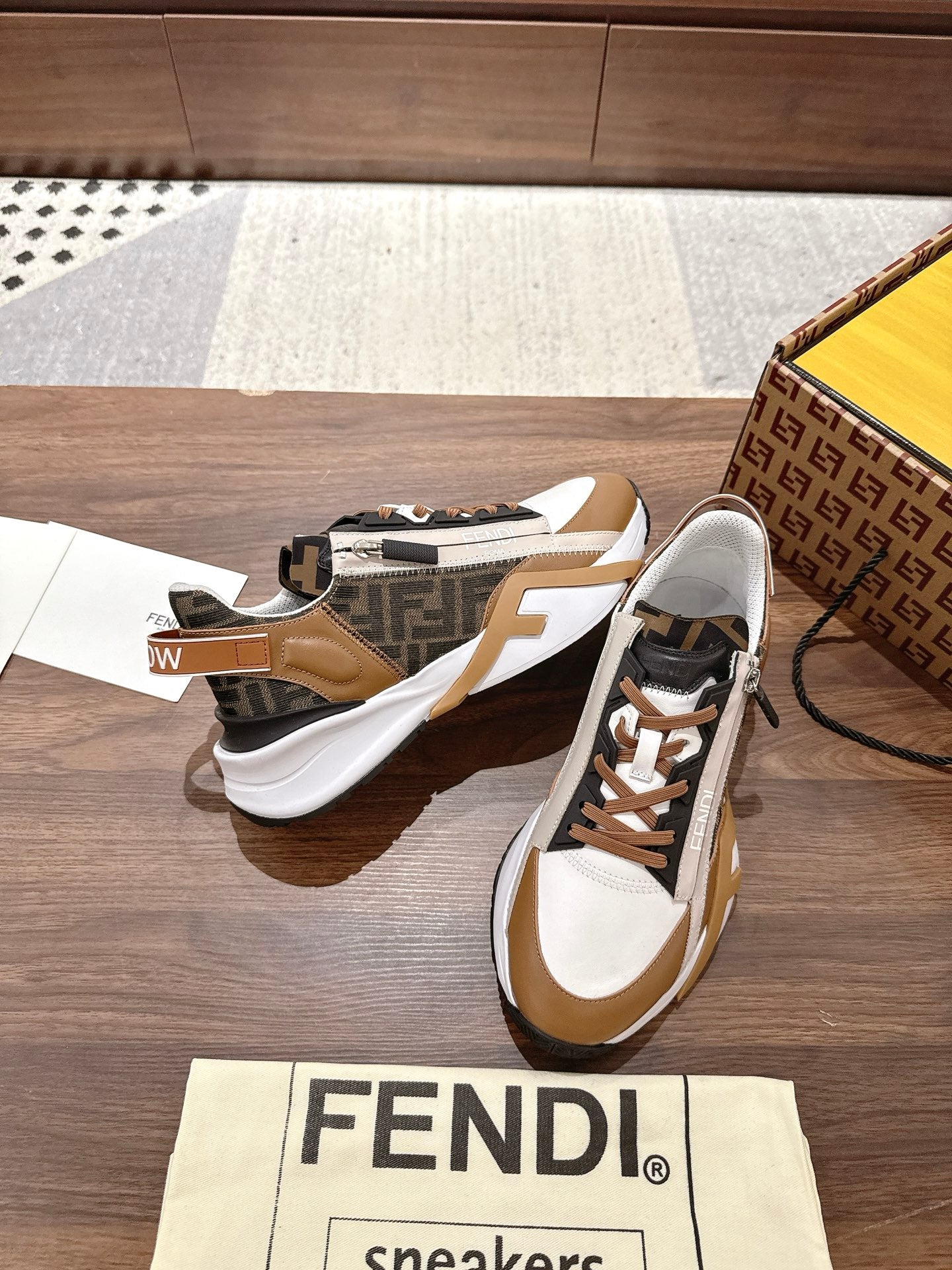 Luxury Shoes Fendi Unisex