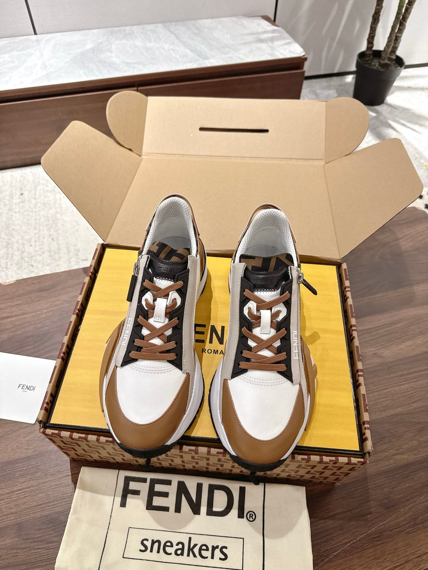 Luxury Shoes Fendi Unisex