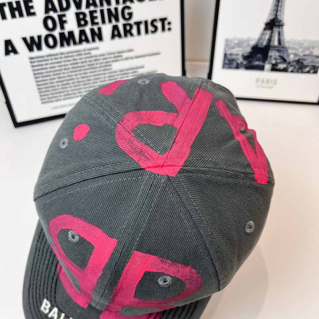 Baseball cap, dark gray with pink B pattern on side panel