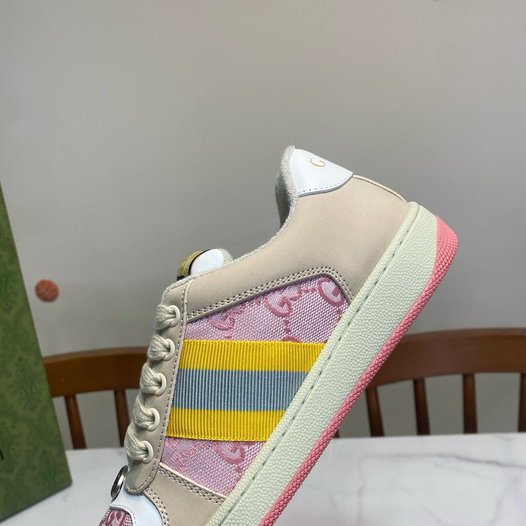 Unisex Gucci sneakers, cream upper with pink logo panel and yellow-blue stripe