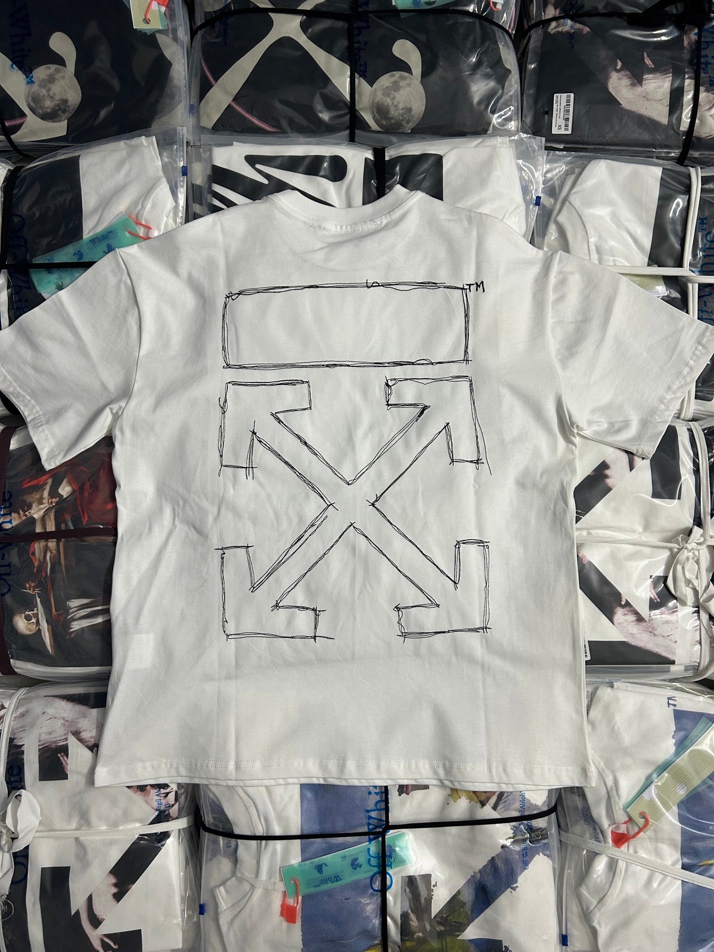 Off-White off-white T-shirt with large black star-like X graphic