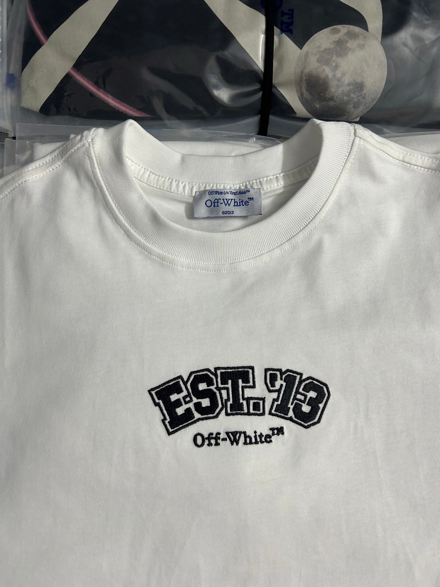 Off-White white T-shirt crew neck with EST. 1973 logo