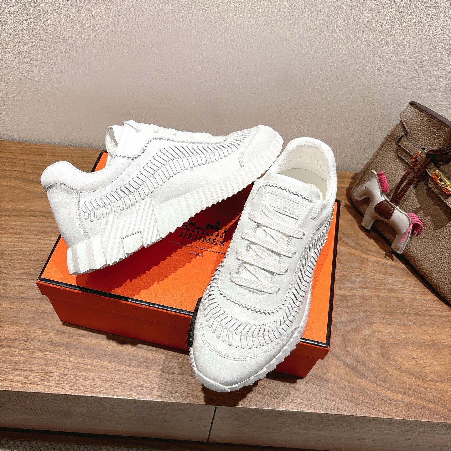 Luxury Shoes Hermes Unisex