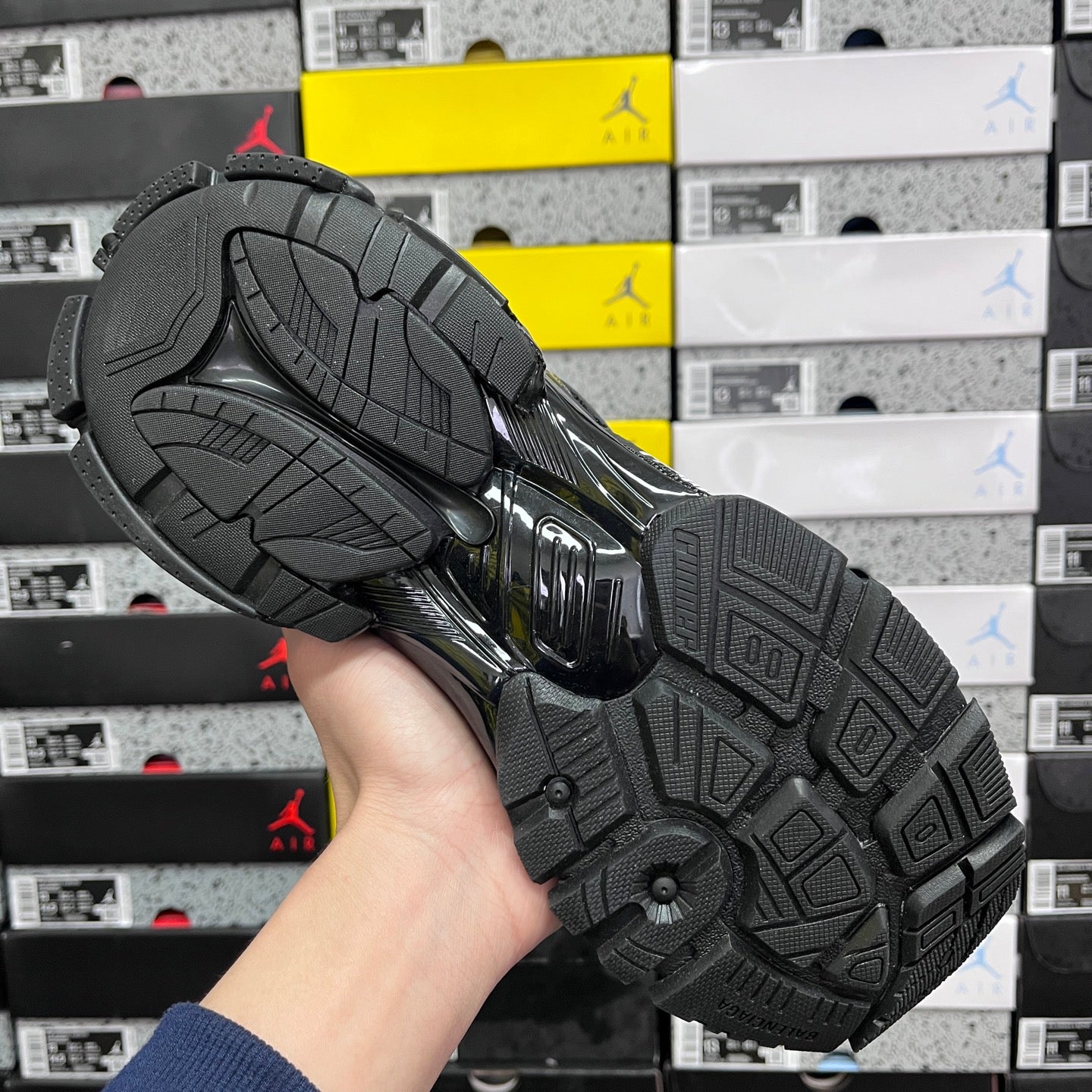 Balenciaga unisex black sneaker outsole with tread pattern