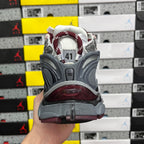 Balenciaga sneakers heel view with burgundy heel insert and grey treaded sole