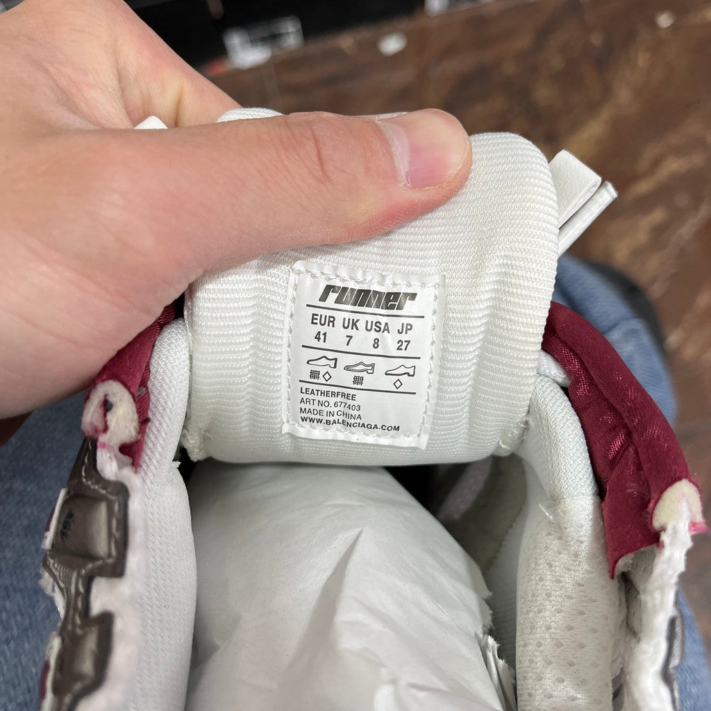 Balenciaga sneakers size label, 'Runner' branding, size 41, white fabric with burgundy trim