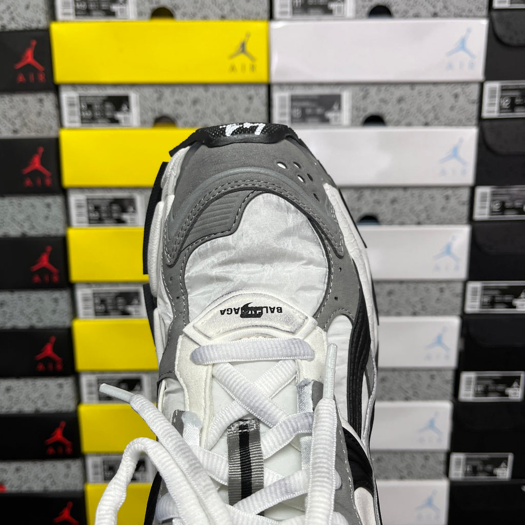 Balenciaga unisex sneaker heel, gray upper with white laces and perforations