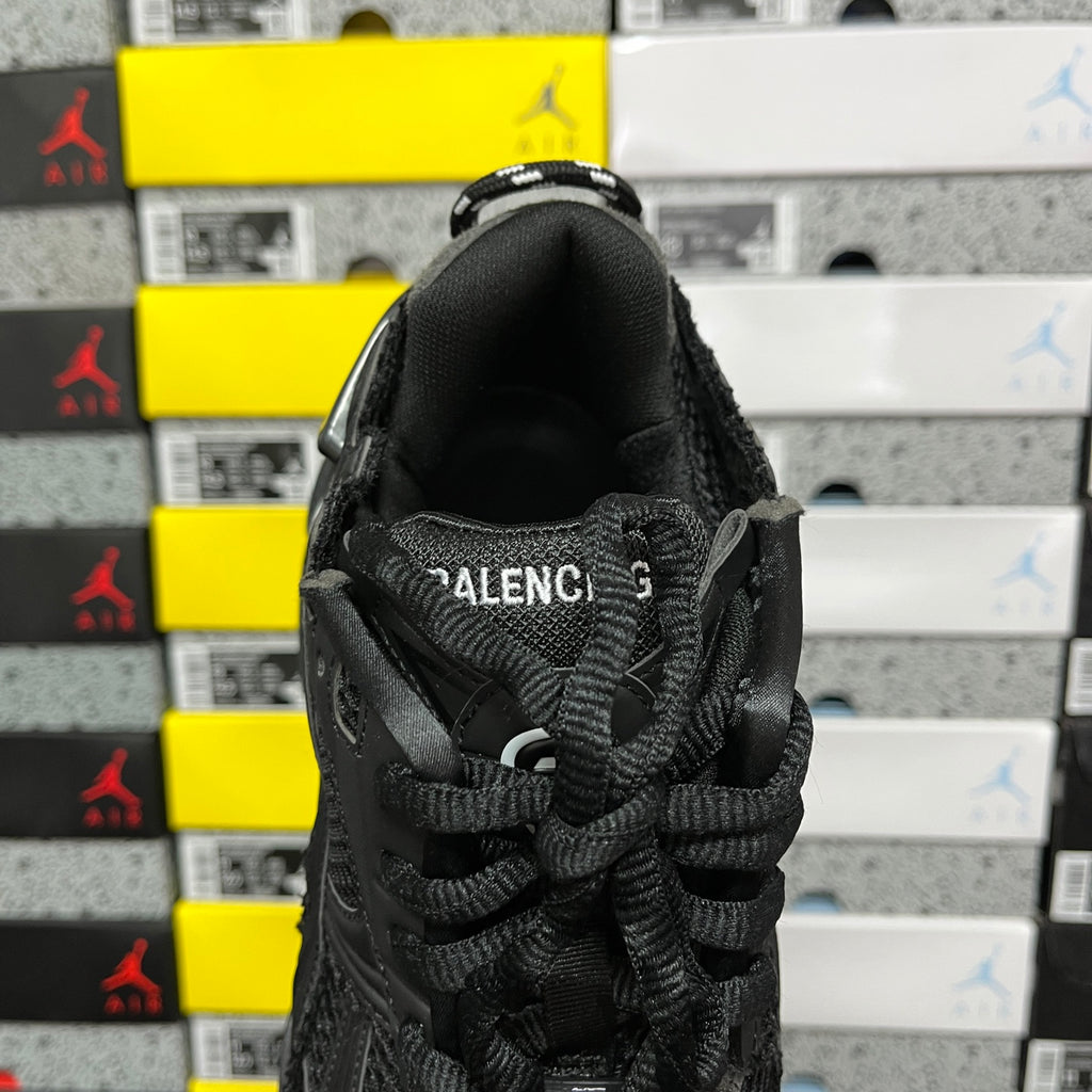 Balenciaga unisex black sneaker ankle collar, laced interior padding