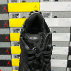 Balenciaga unisex black sneaker ankle collar, laced interior padding