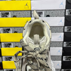 Balenciaga unisex sneaker inside collar view, light gray padded lining and laces