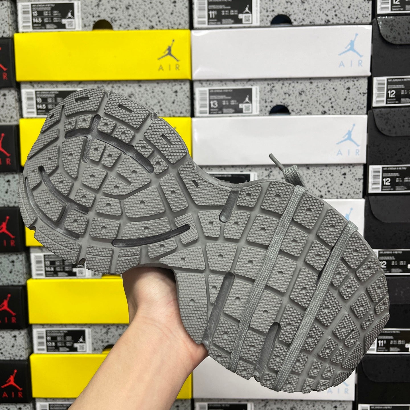 Unisex lace-up sneakers, dark gray, outsole tread pattern view