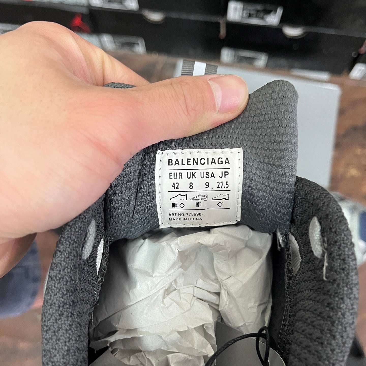 Balenciaga sneaker size label inside, UK/US/JPN sizes with 42 and 9 9.5.7.25