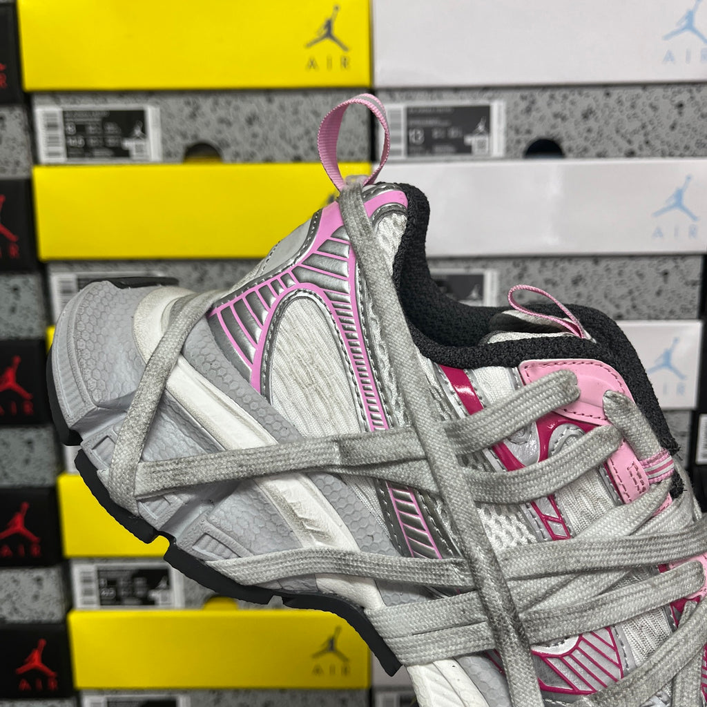 Light gray lace-up sneaker with pink collar trim and chunky sole