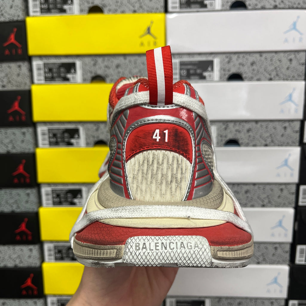 Balenciaga sneaker back view with red heel tab and 41 patch detail