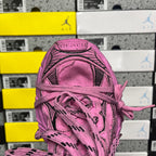 Pink Balenciaga unisex sneaker, close-up of front upper and lace details