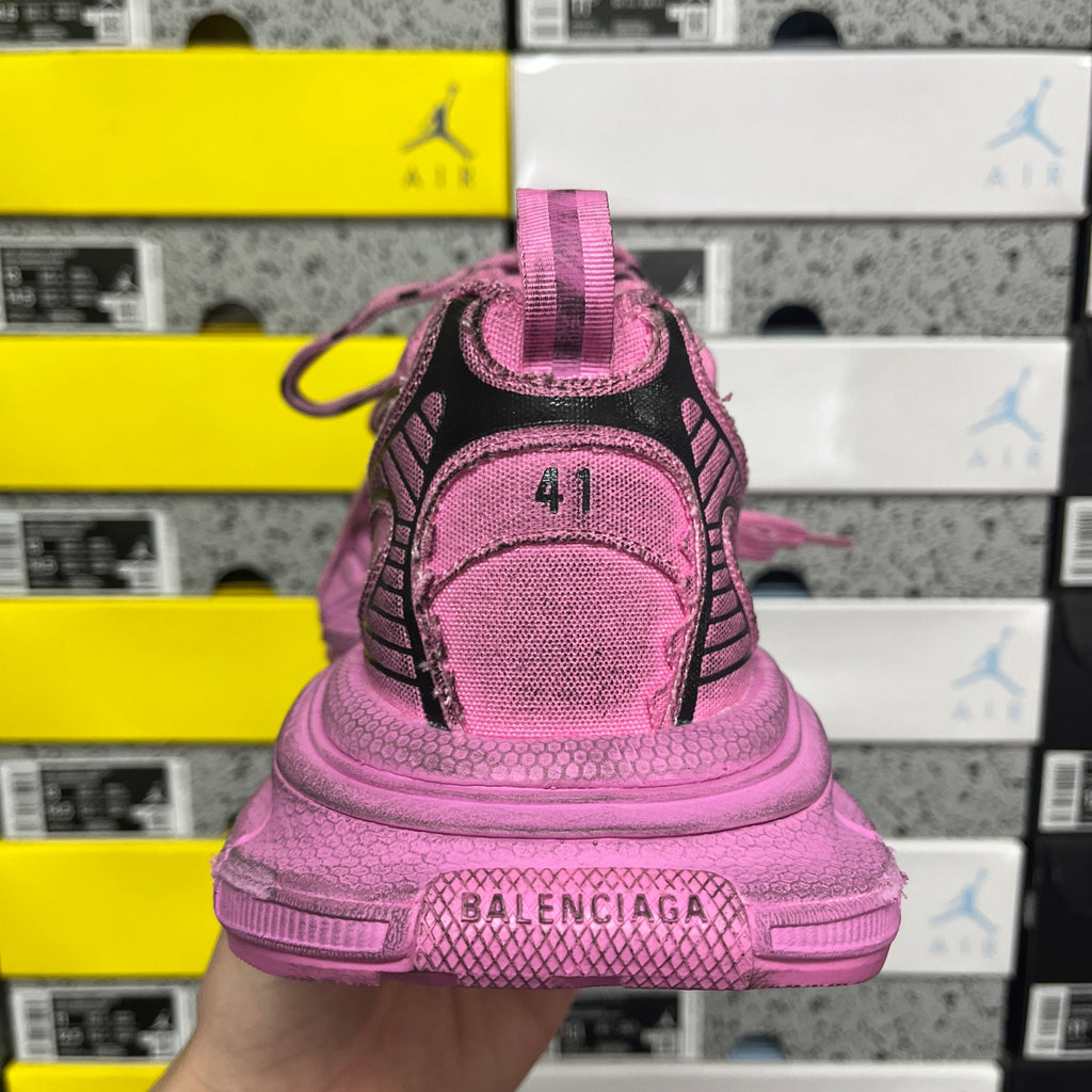 Pink Balenciaga unisex sneaker, heel and collar with "41" size marking