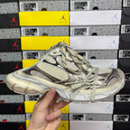 Off-white Balenciaga unisex sneakers with lace-up front and panelled mesh upper