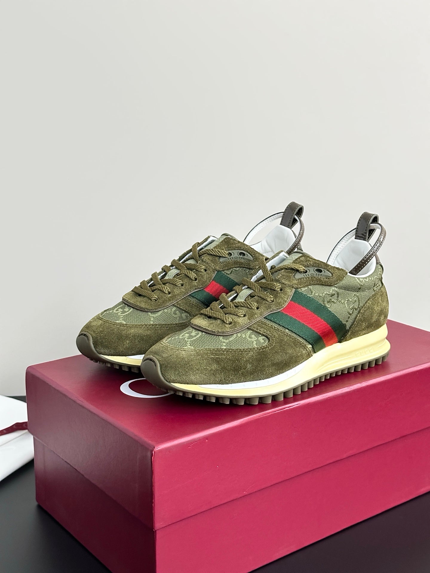 Luxury Shoes Gucci Ladies