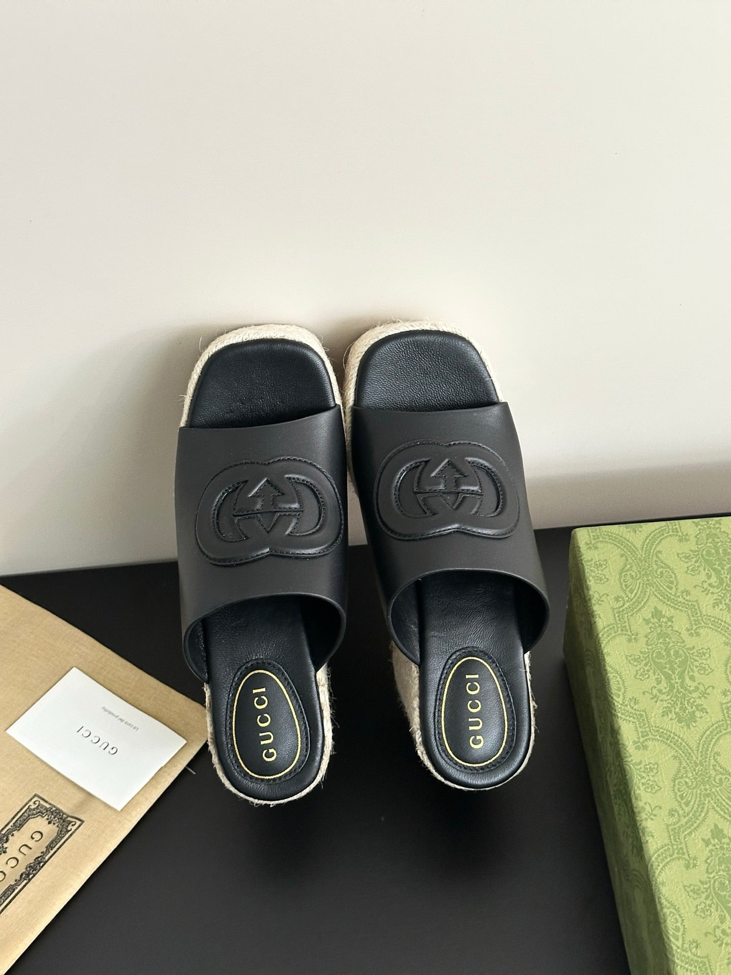 Luxury Shoes Gucci Ladies
