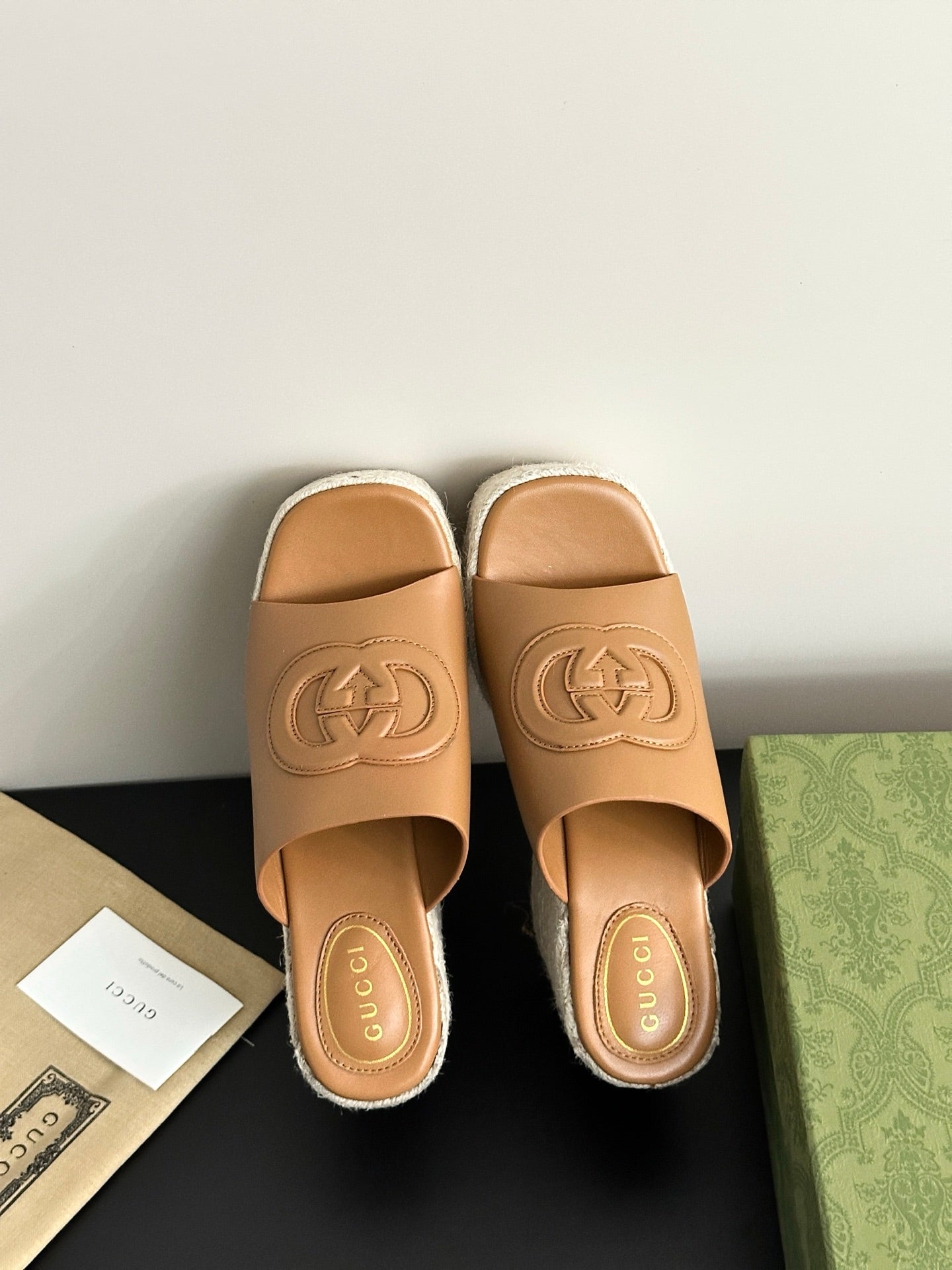 Luxury Shoes Gucci Ladies