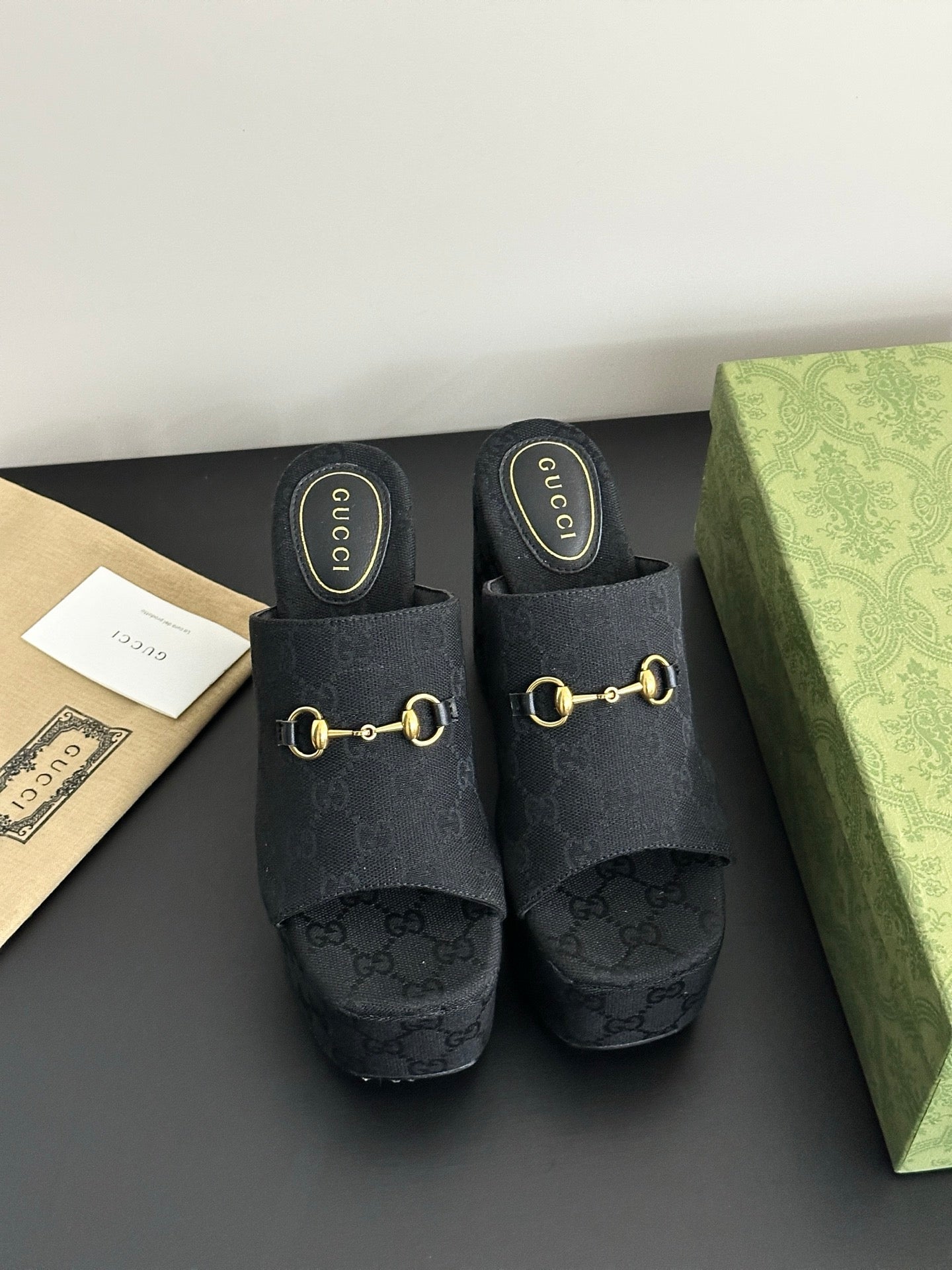 Luxury Shoes Gucci Ladies