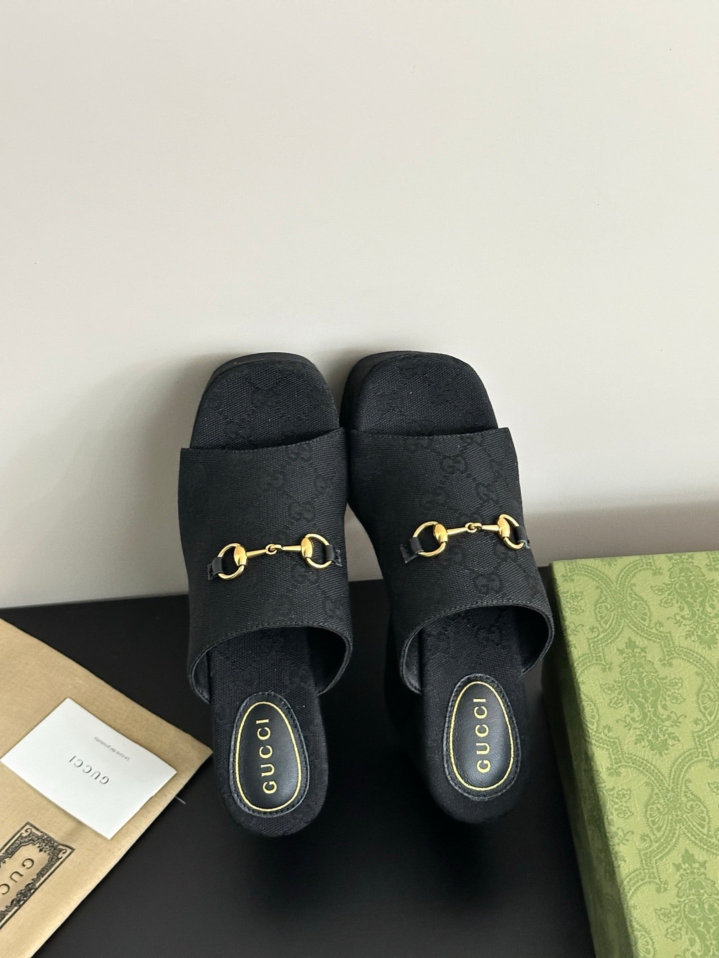 Luxury Shoes Gucci Ladies