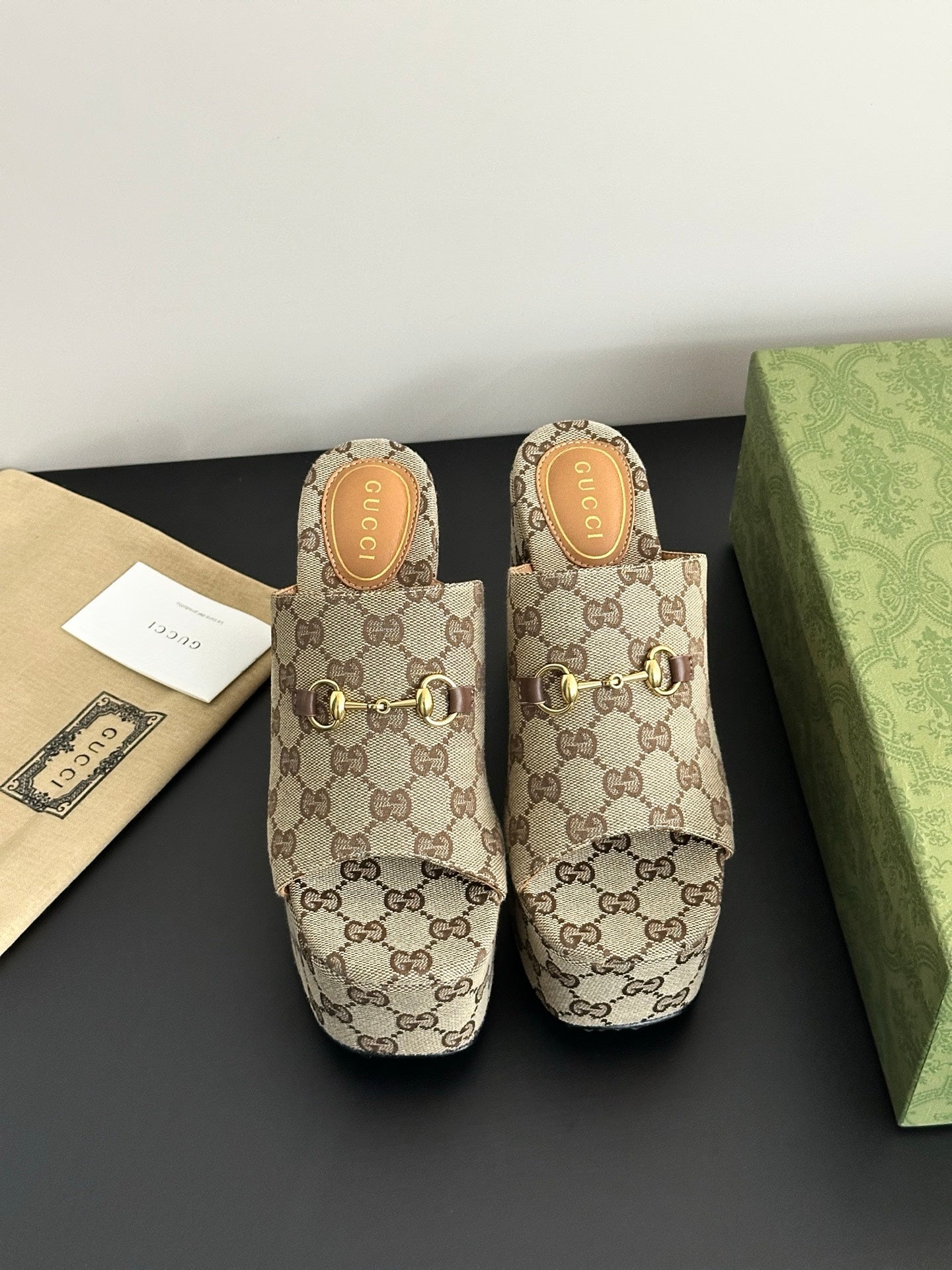 Luxury Shoes Gucci Ladies