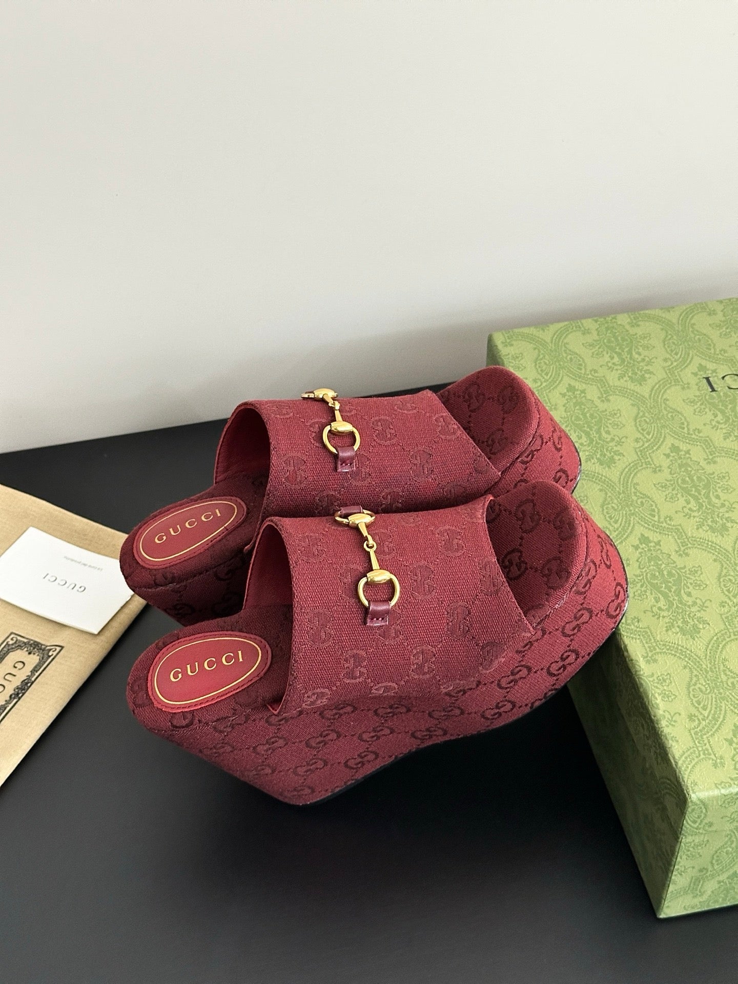 Luxury Shoes Gucci Ladies