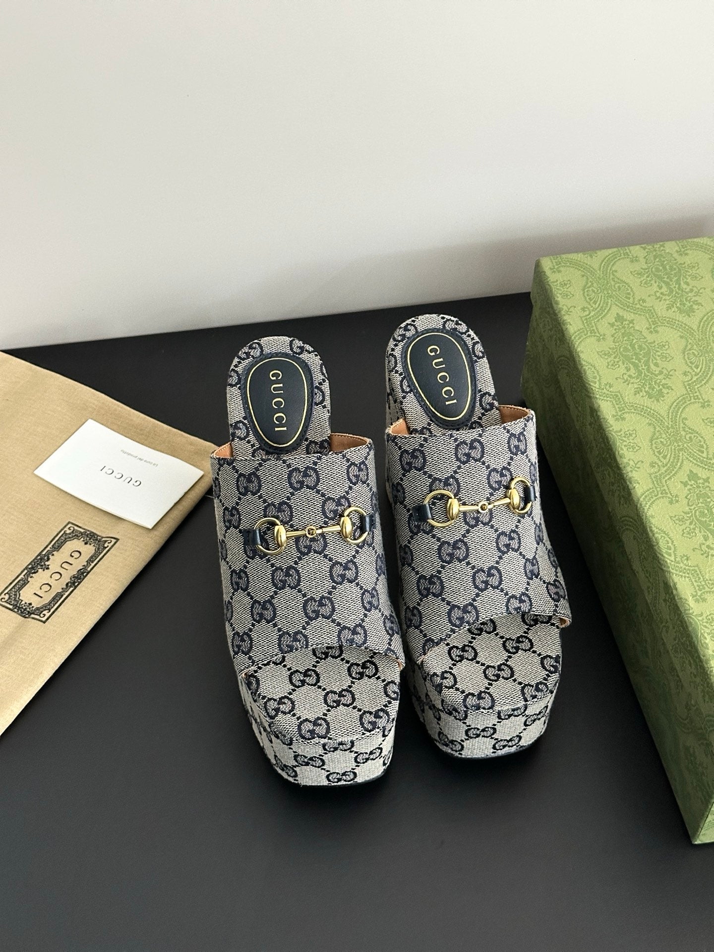 Luxury Shoes Gucci Ladies