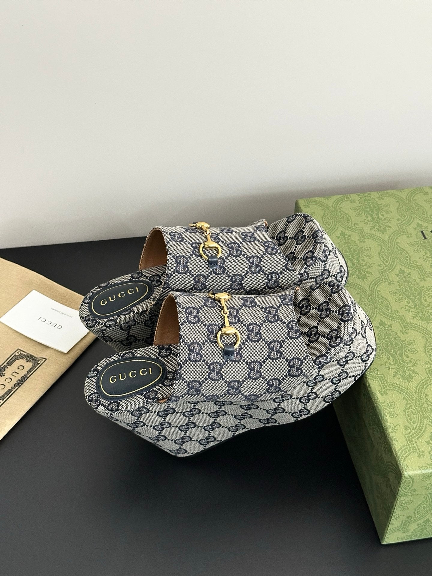 Luxury Shoes Gucci Ladies