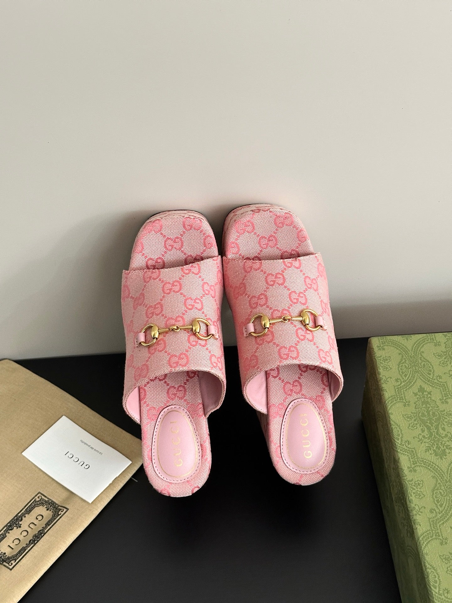 Luxury Shoes Gucci Ladies
